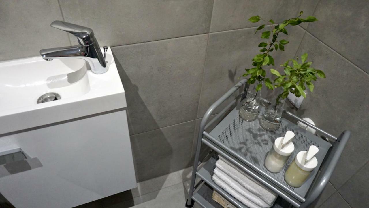 Lovely Jubbly Apartment Krakow Bagian luar foto